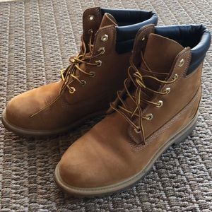 Women’s TIMBERLAND 🥾 🥾 BOOTS